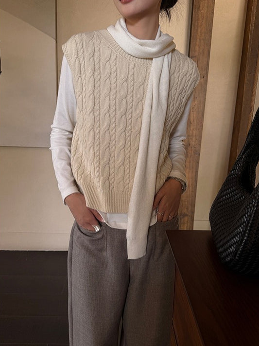 BACKLESS CABLE VEST 2516
