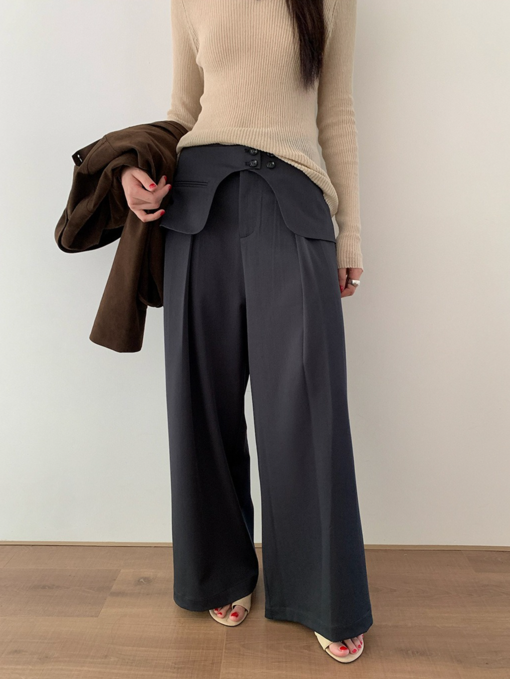 LAYERED FLAP TUCK PANTS 2130
