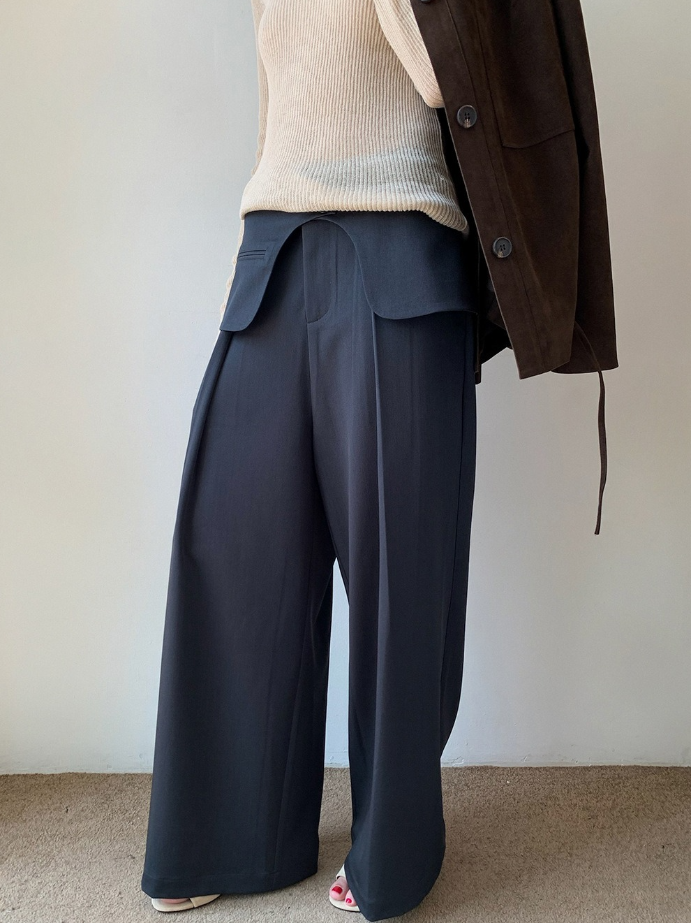 LAYERED FLAP TUCK PANTS 2130