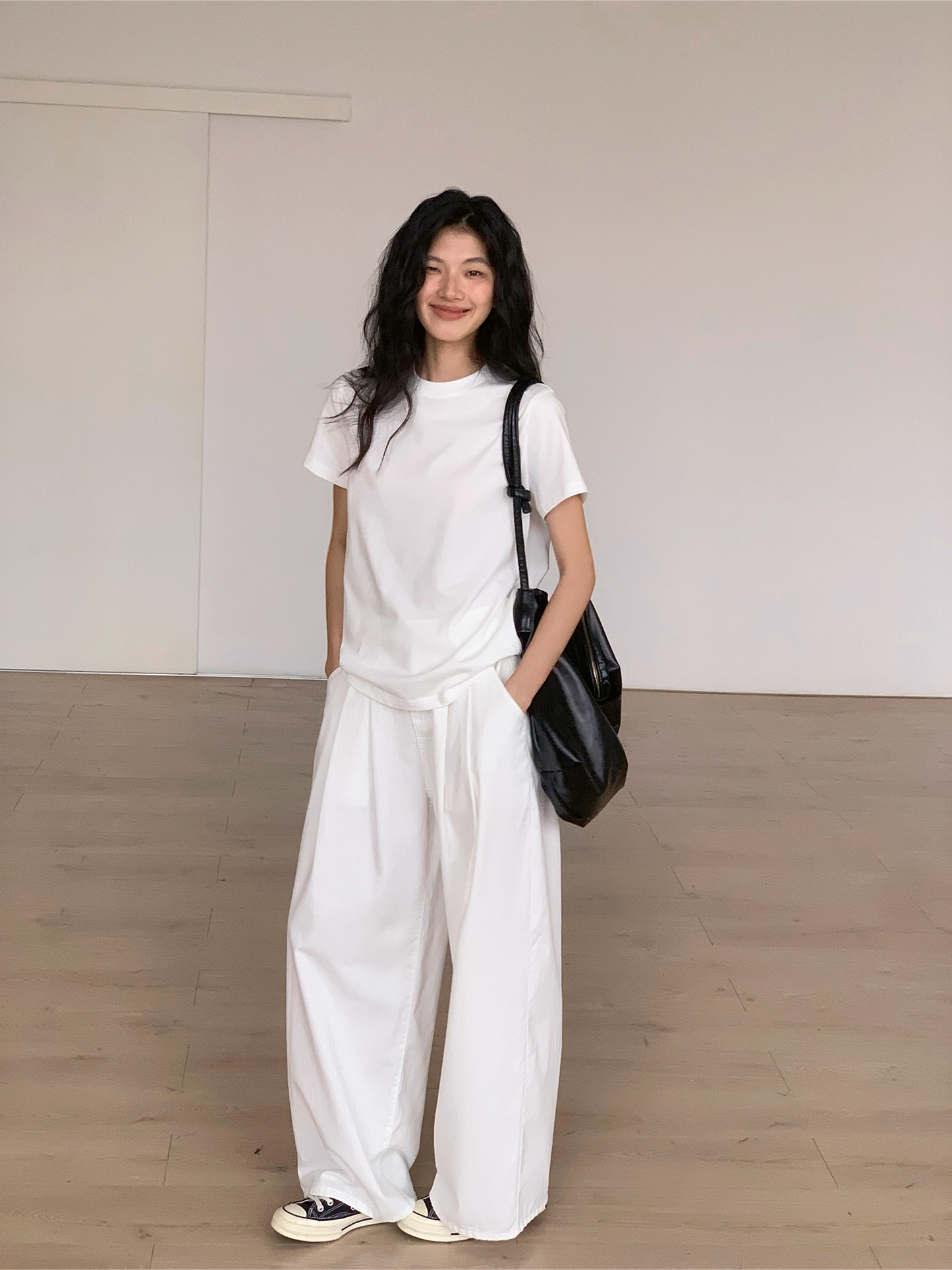 ベーシッククルーネックTシャツ 2094
