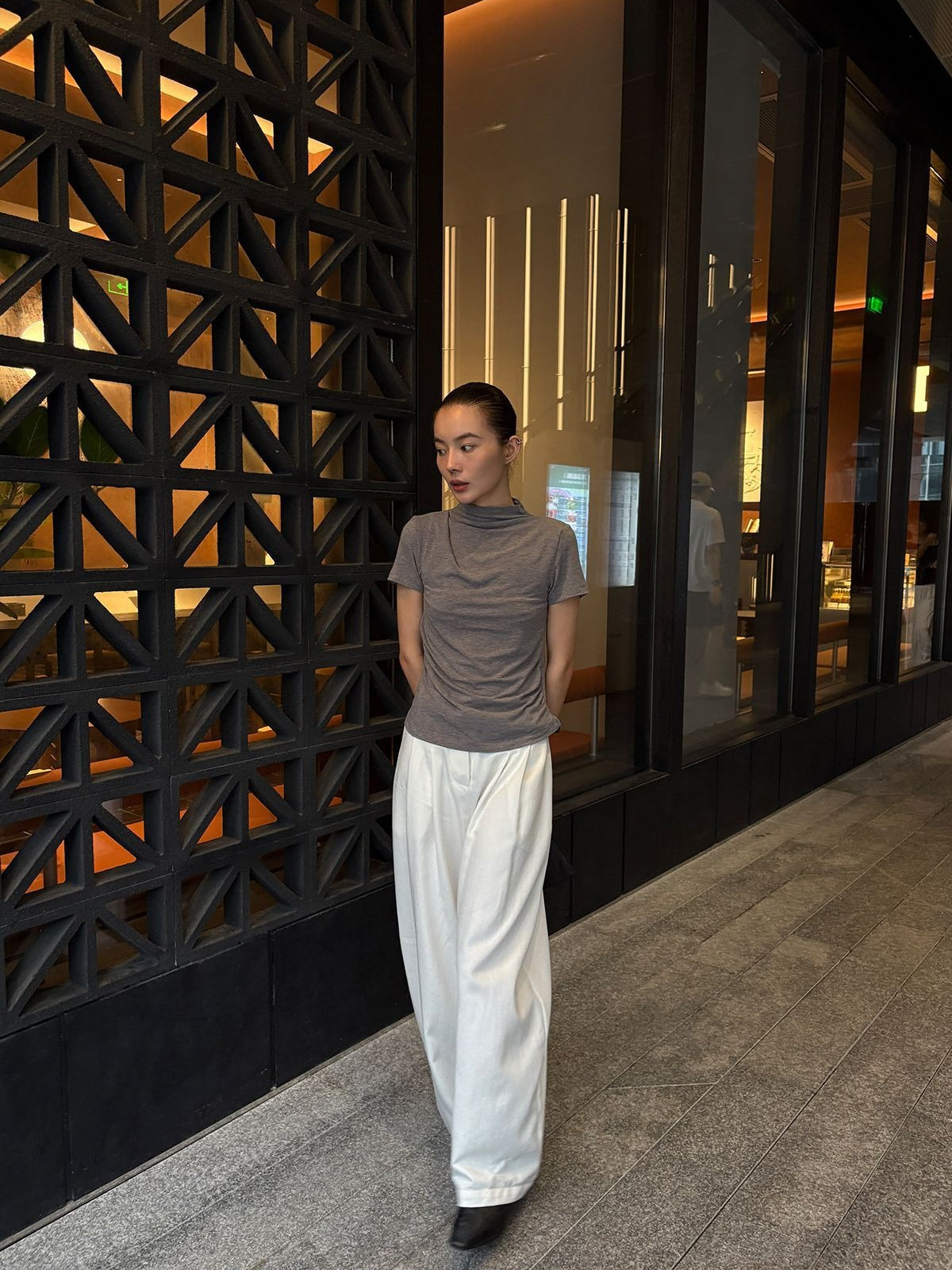 MINIMAL MOCK NECK TOP 2484