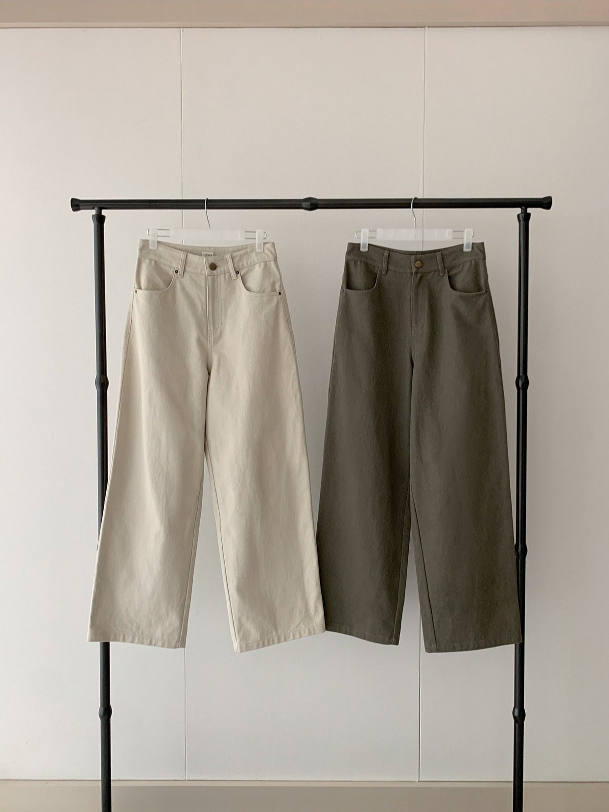 HIGH-WAIST STRAIGHT PANTS 2456