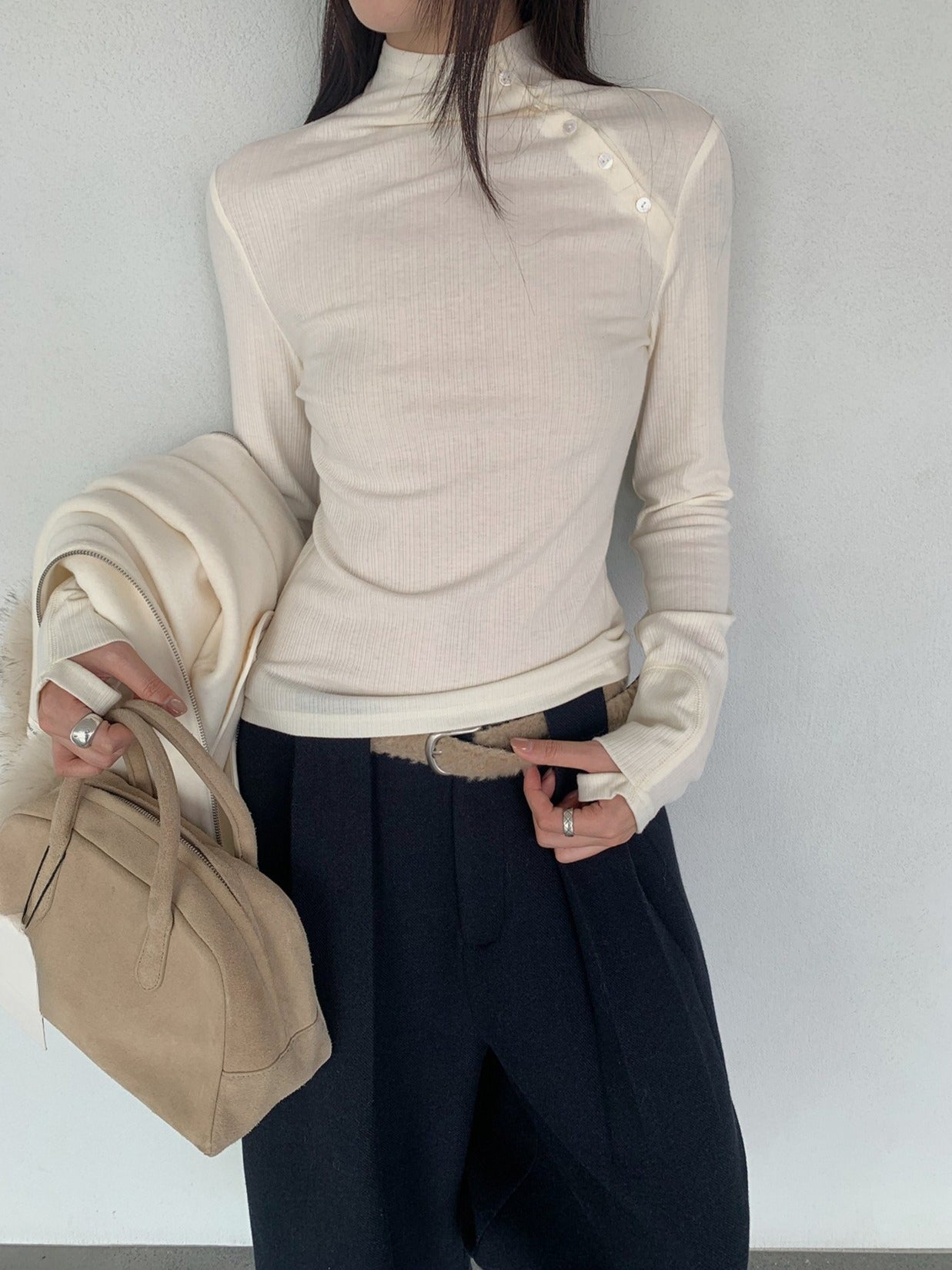 ASYM 2WAY NECK TOP 2522