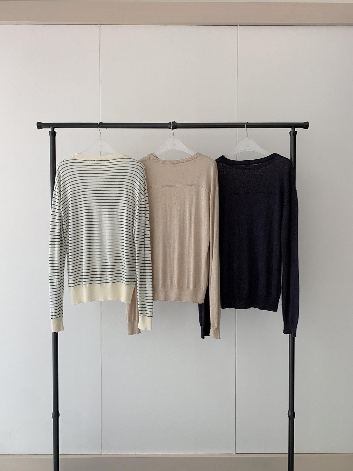 RELAXED WOOL-BLEND KNIT 2463