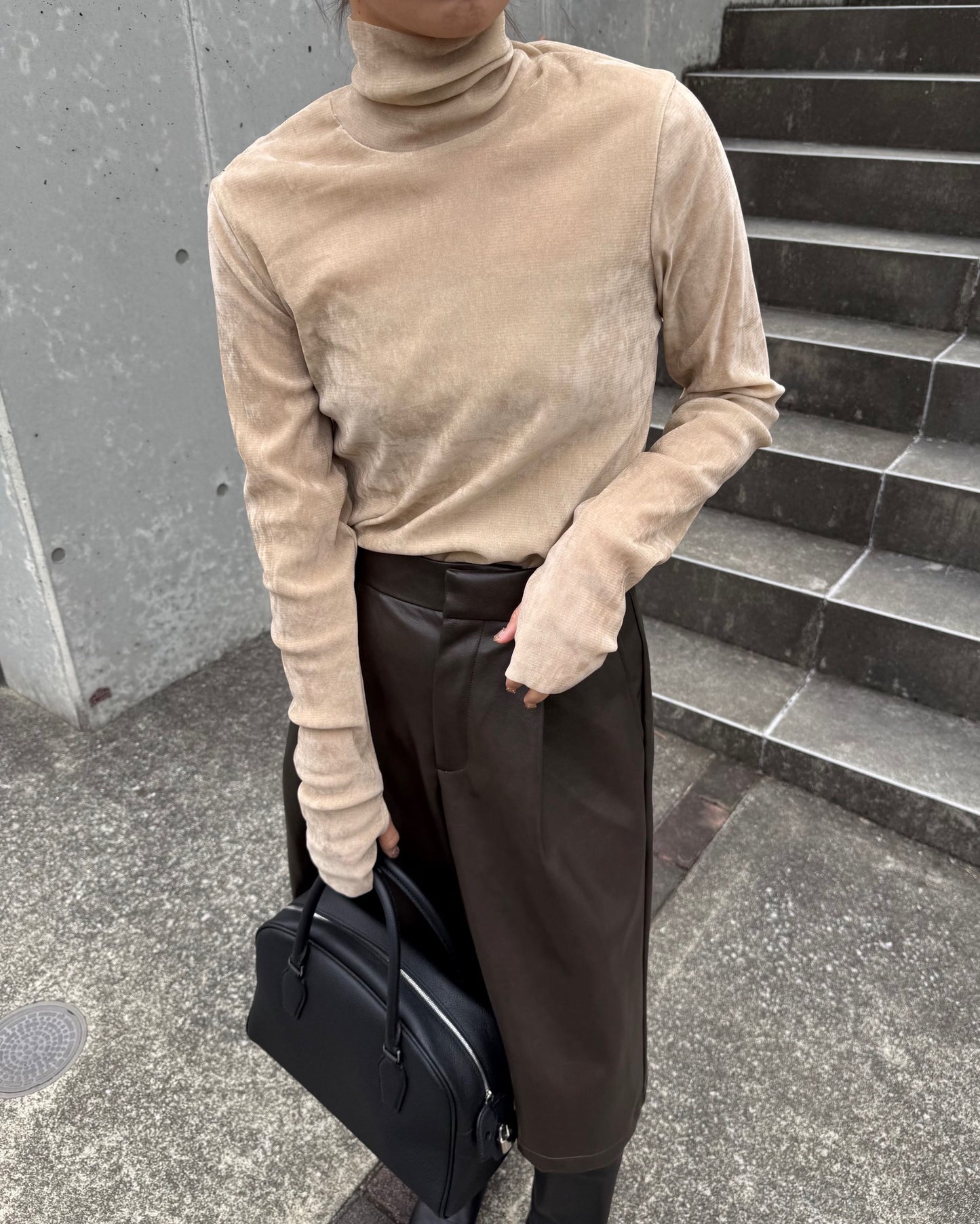 FLOCKED SHEER TURTLENECK 2224