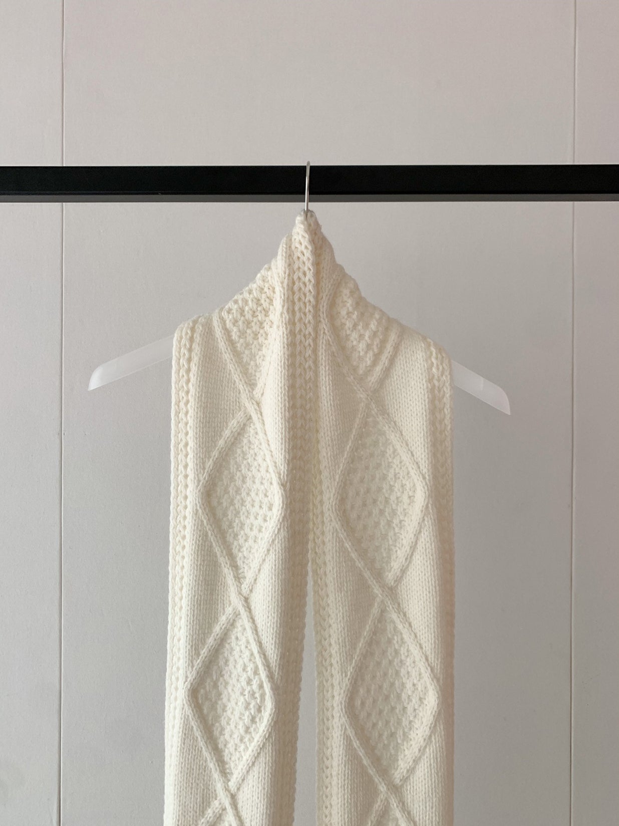 CABLE KNIT MUFFLER 2521