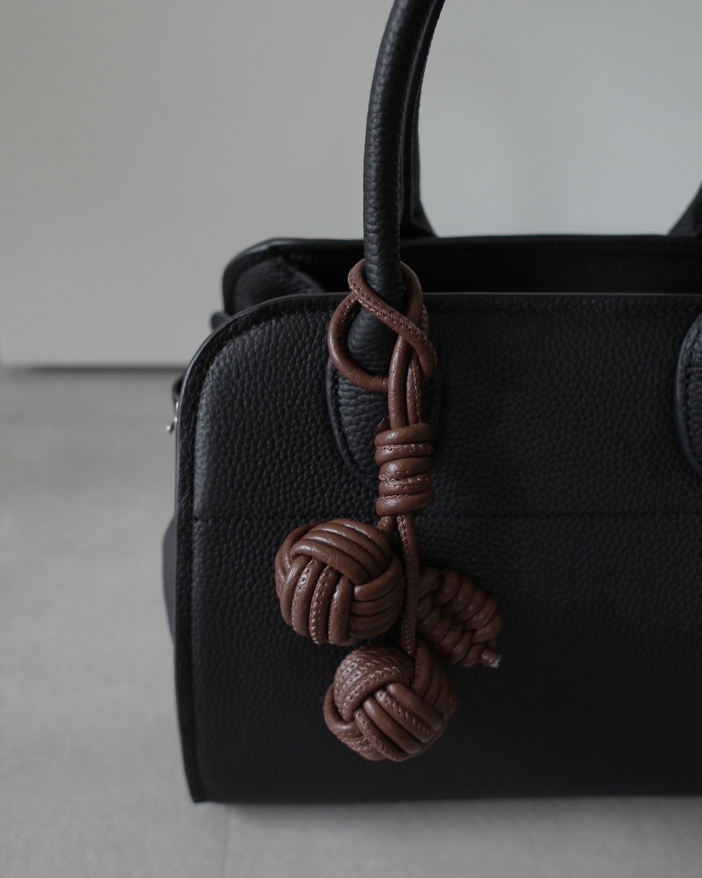 ツインオーブチャーム 2205