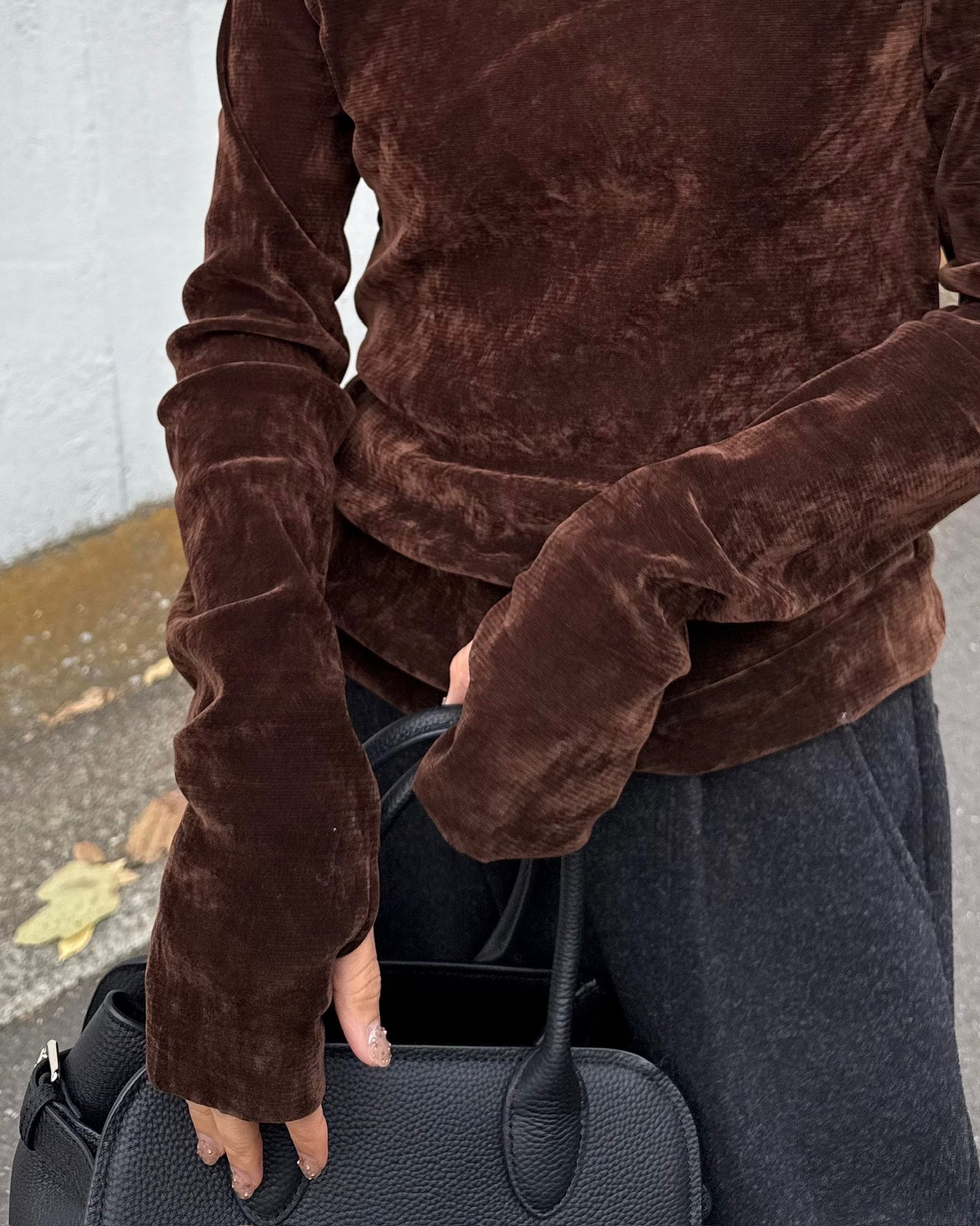 FLOCKED SHEER TURTLENECK 2224