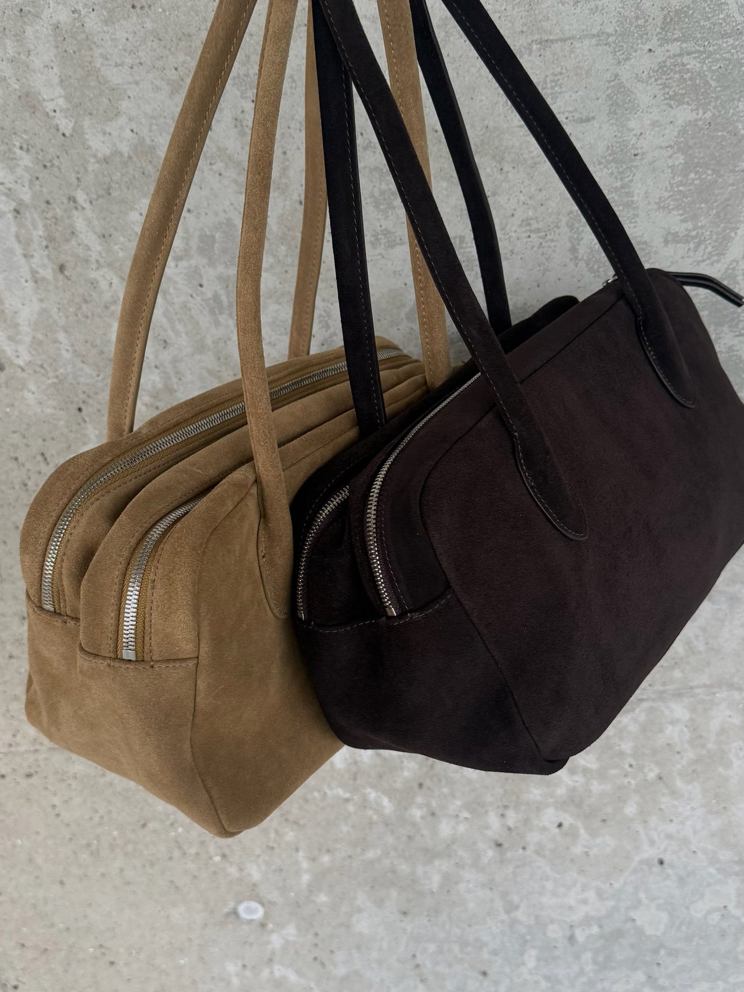 SUEDE WIDE BOSTON BAG 2495