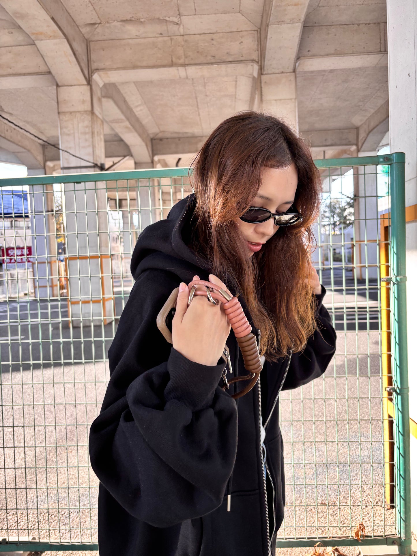 RAGLAN VOLUME-SLEEVE HOODIE × ai01