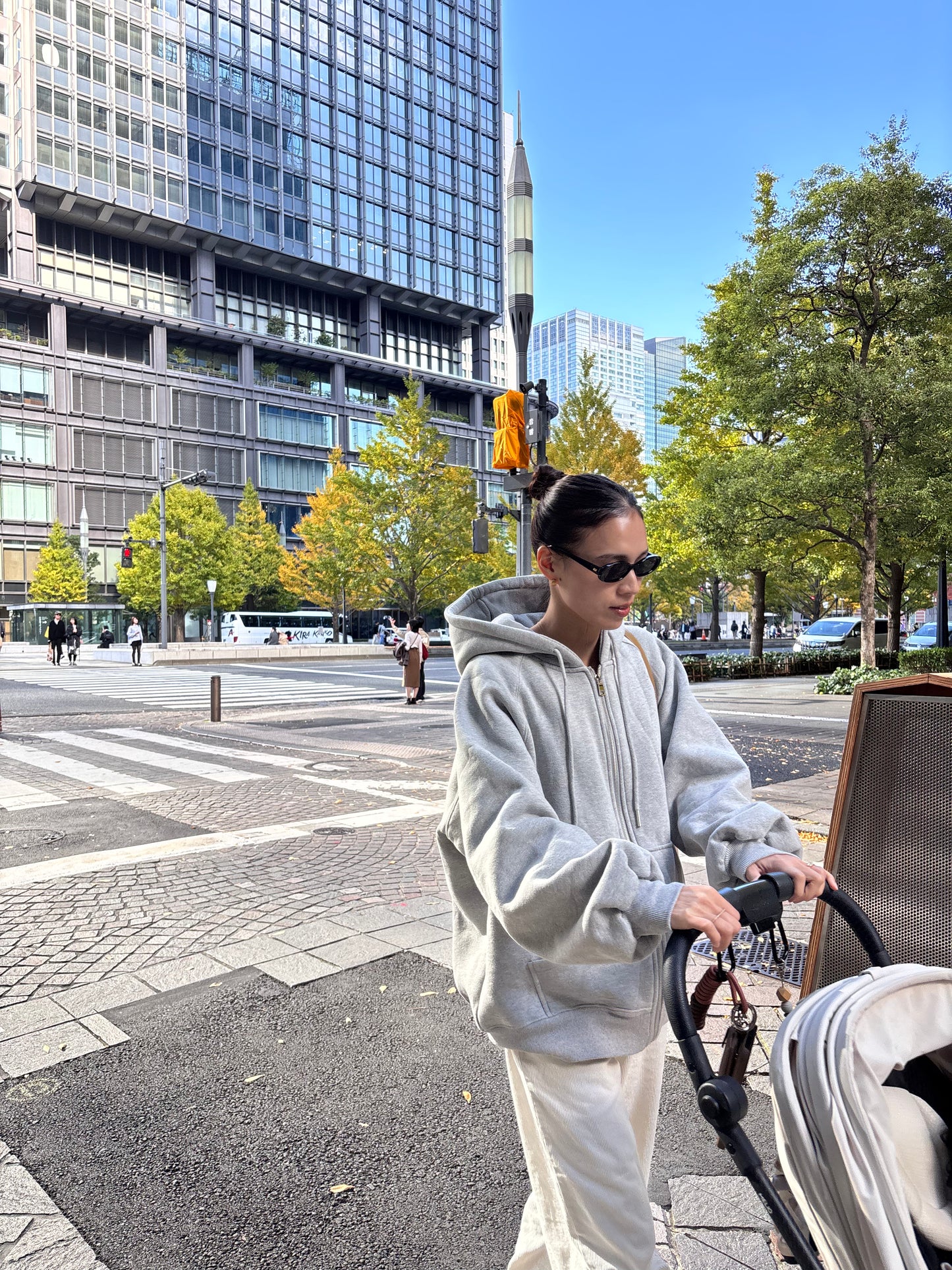 RAGLAN VOLUME-SLEEVE HOODIE × ai01