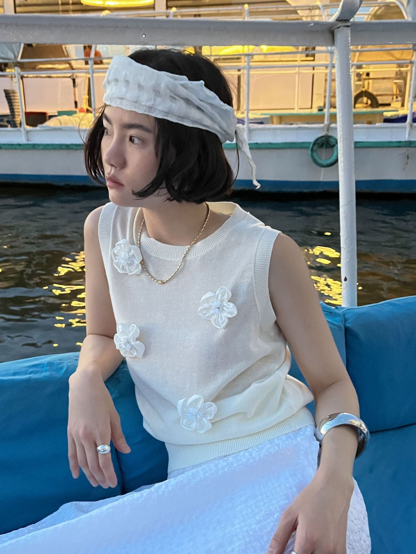 ジプソフィア gypsohliaホワイト パフスリーブ トップス LOOKBOOK | gypsohila
