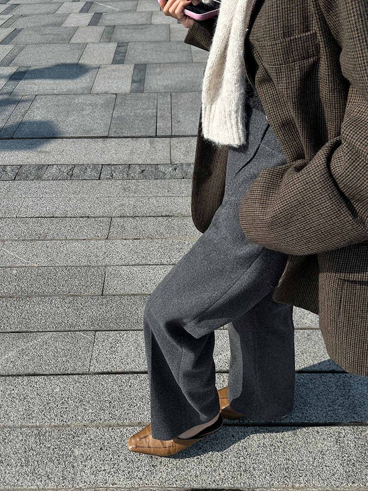 ウールライクストレートタックパンツ 1834