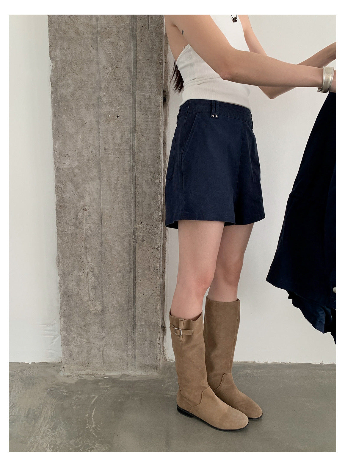 BASIC SHORT PANTS 2302