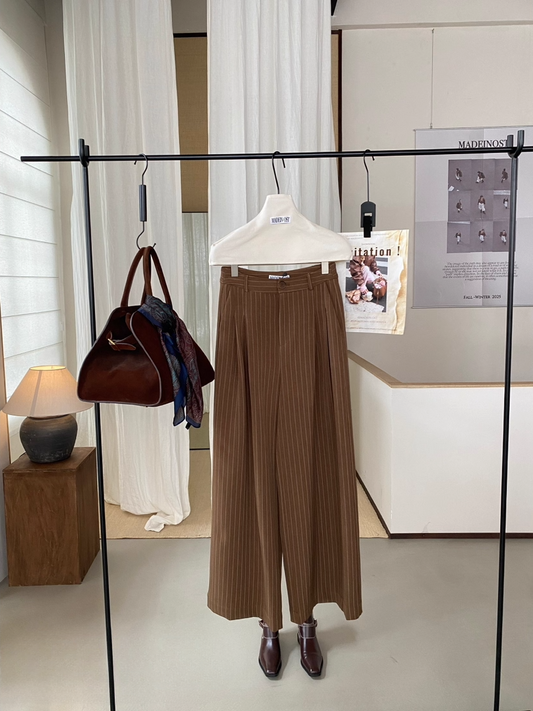 ストライプダブルタックワイドパンツ 2104
