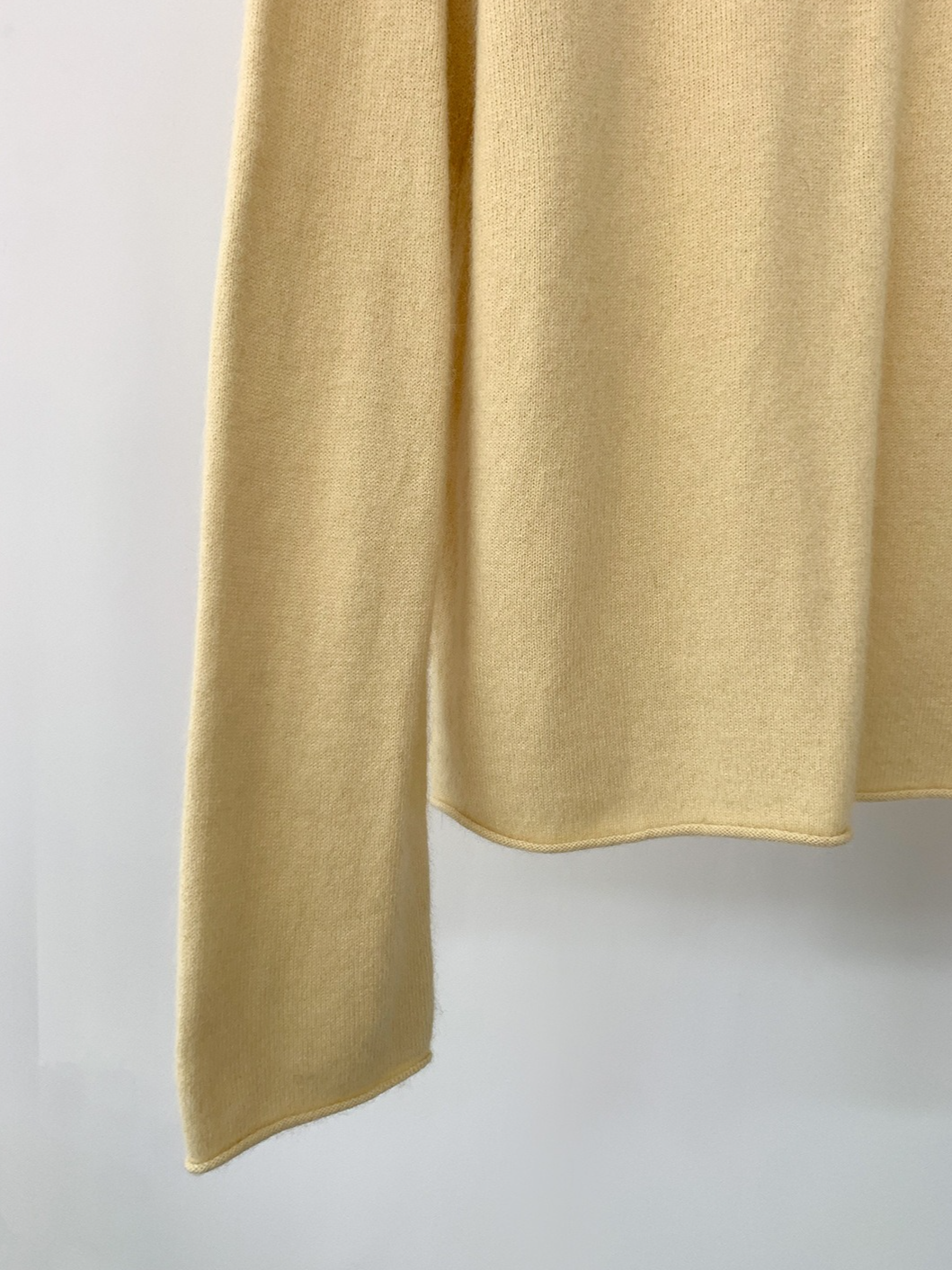 ルーズハイネックカラーニット 2200