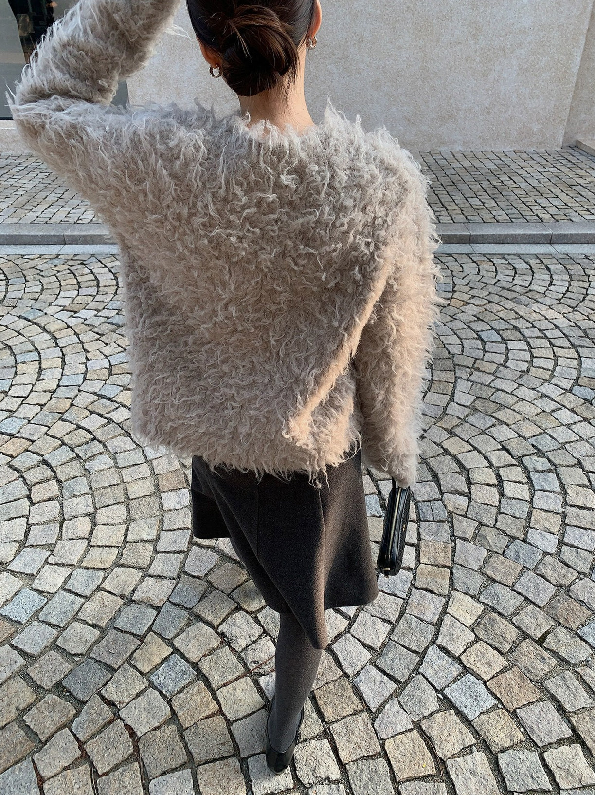 SHAGGY CREW KNIT 2499
