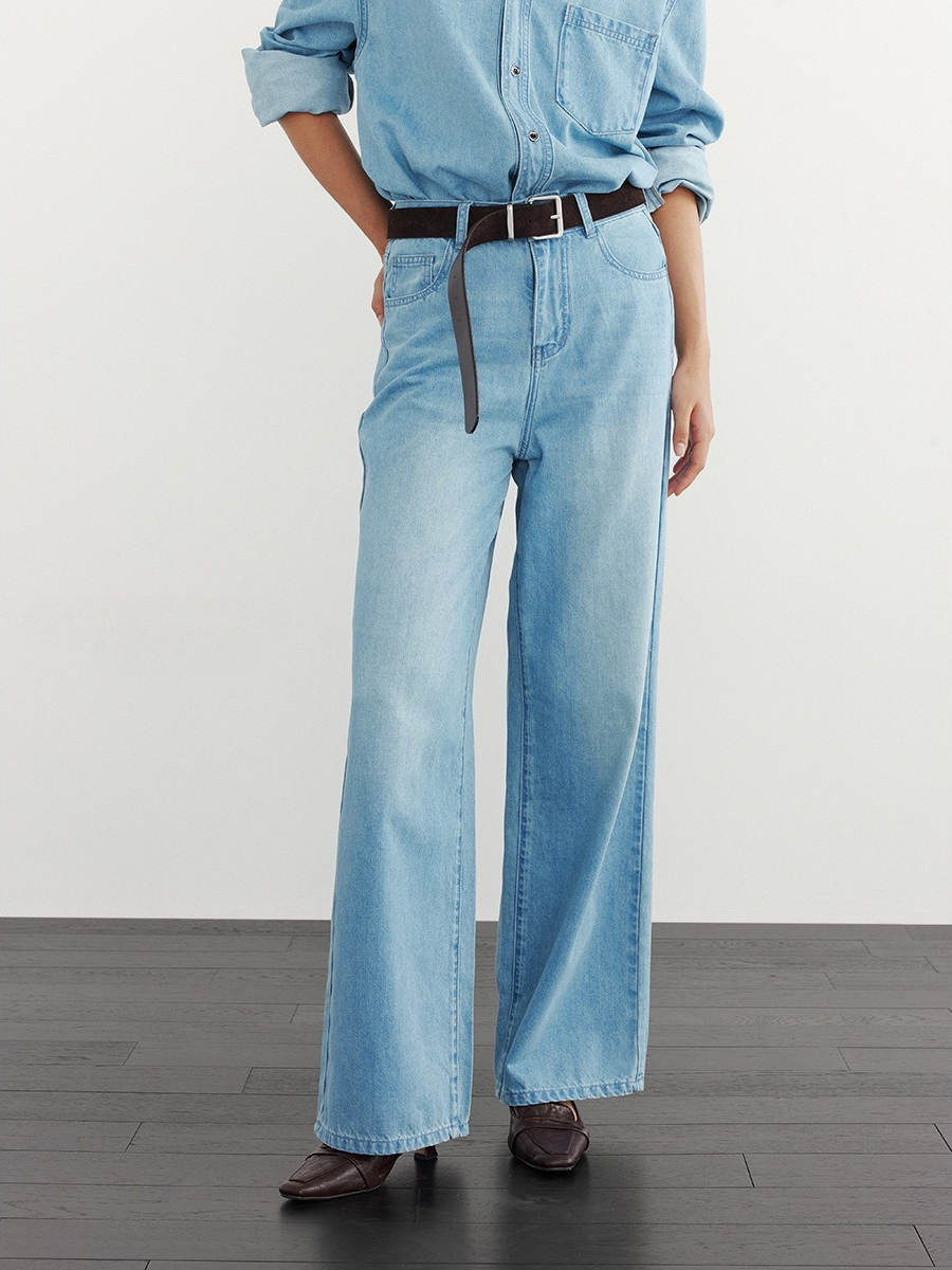 STRAIGHT SOFT-WASH DENIM 2134