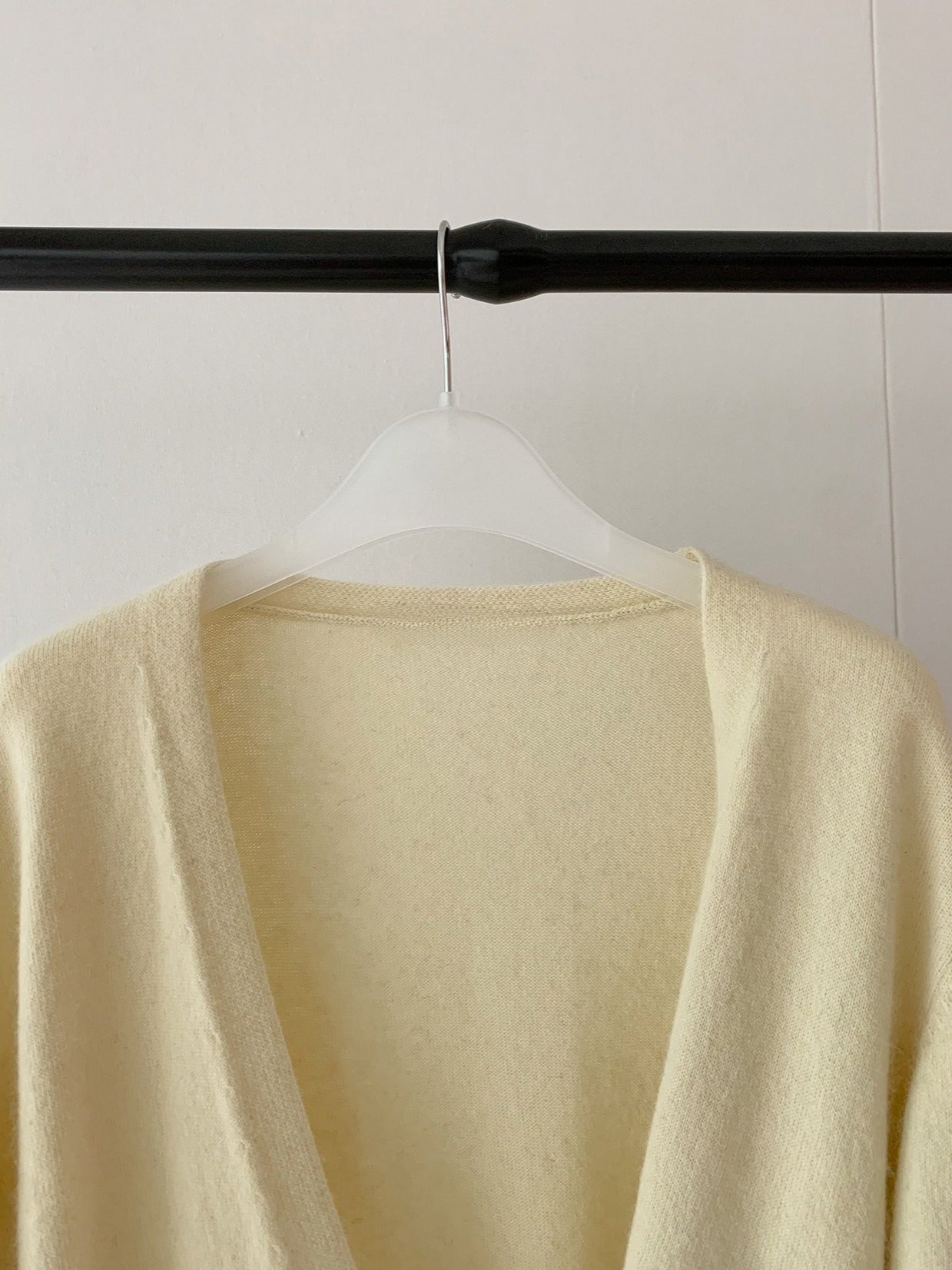 LOOSE ASYM V-CARDIGAN 2464