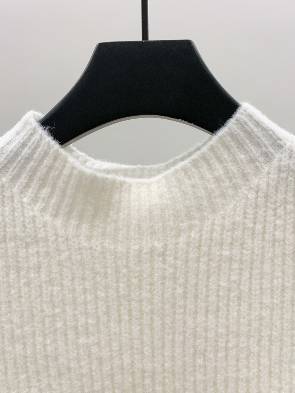 レイヤードプチハイネックニット 2210