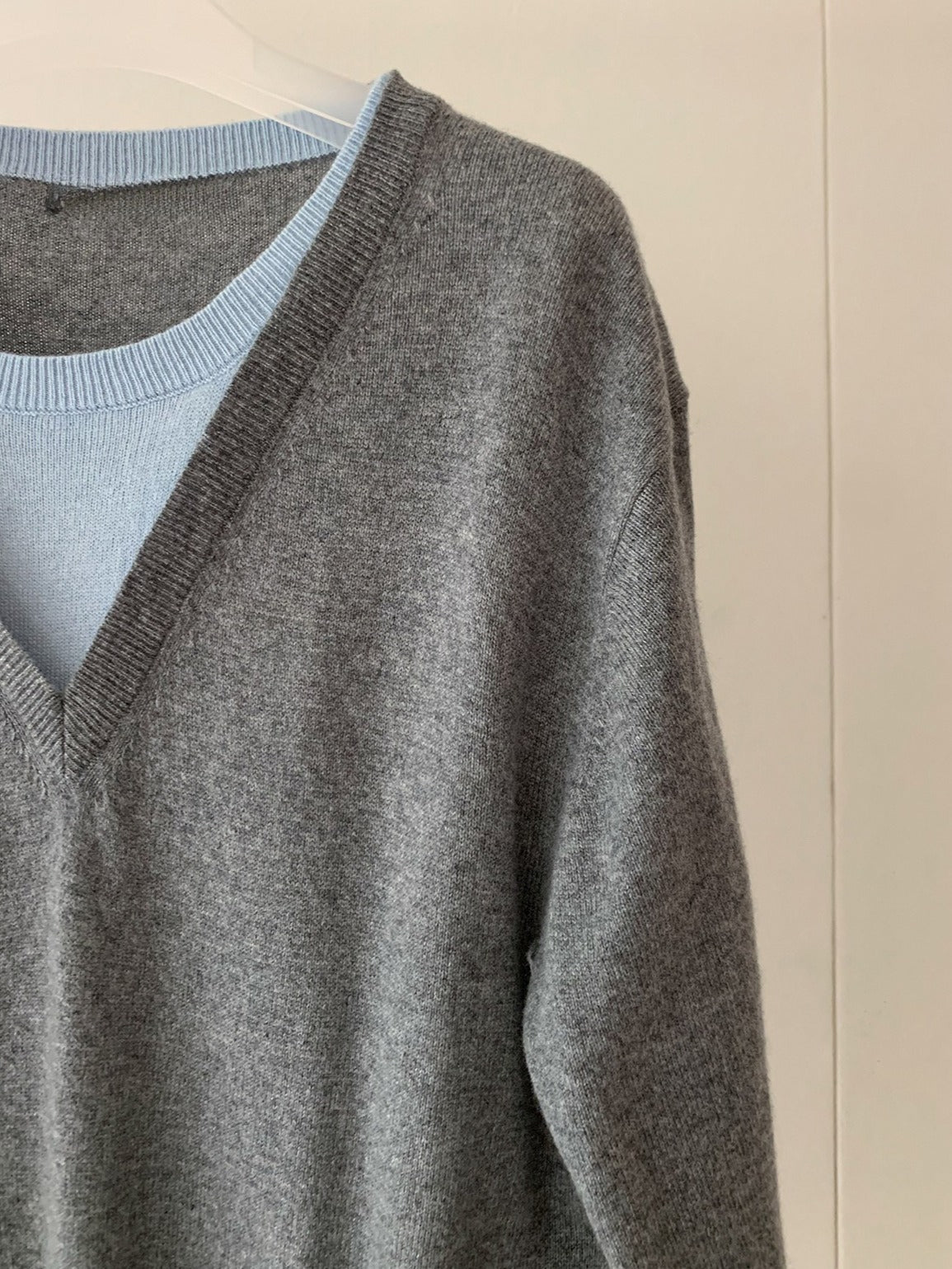 LAYERED-LOOK MINIMAL KNIT 2454