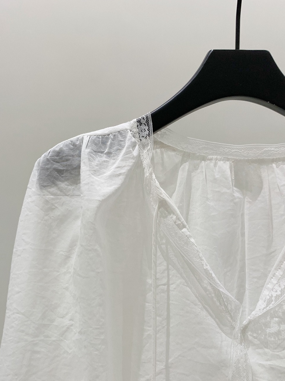 SHEER TIE-NECK BLOUSE 2131