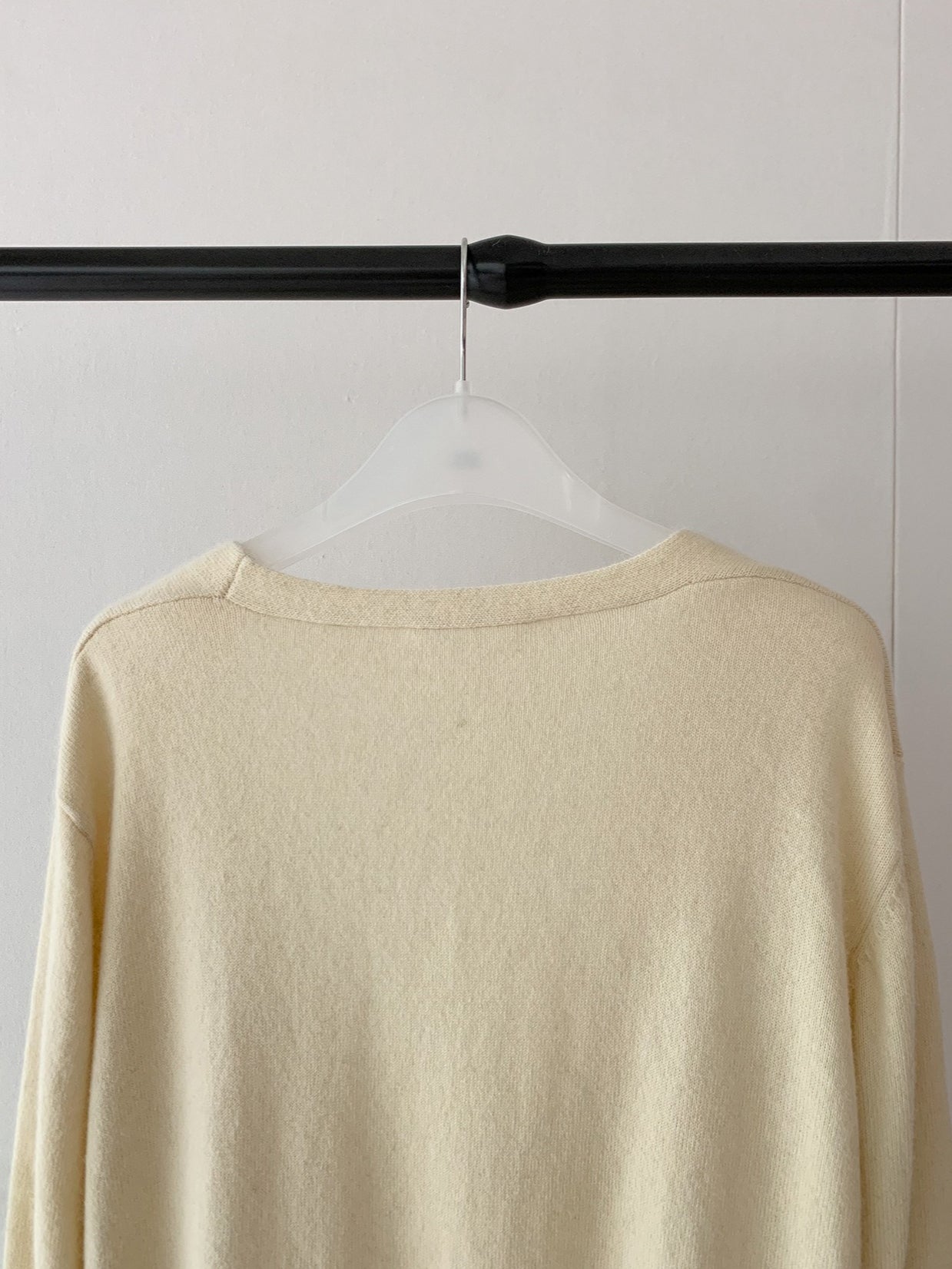 LOOSE ASYM V-CARDIGAN 2464