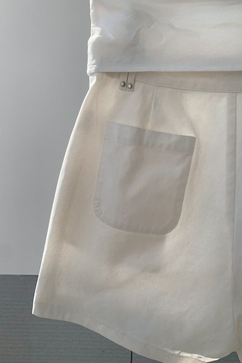 BASIC SHORT PANTS 2302