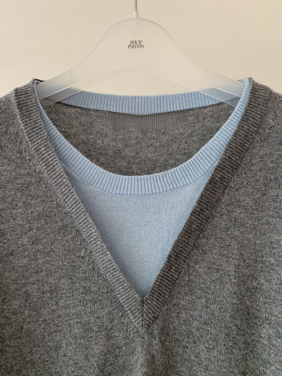 LAYERED-LOOK MINIMAL KNIT 2454