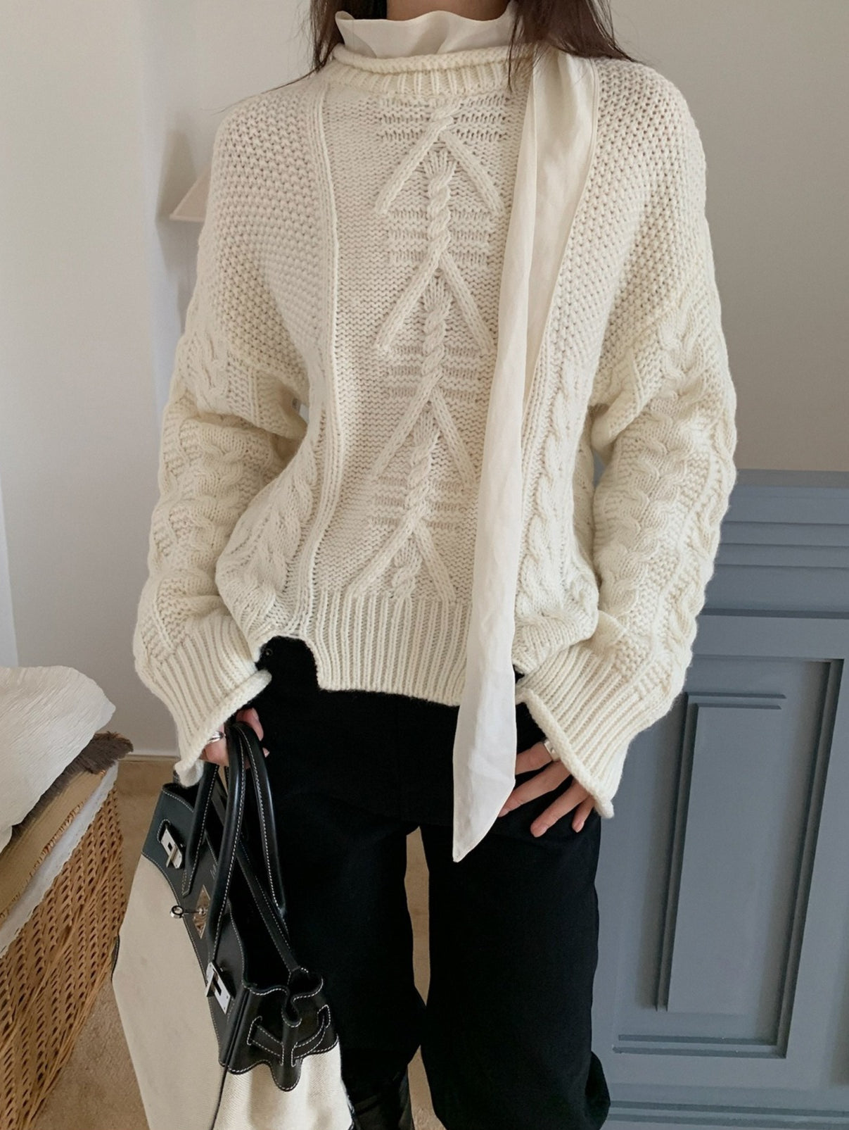 LAYERED LIKE CABLE KNIT 2500