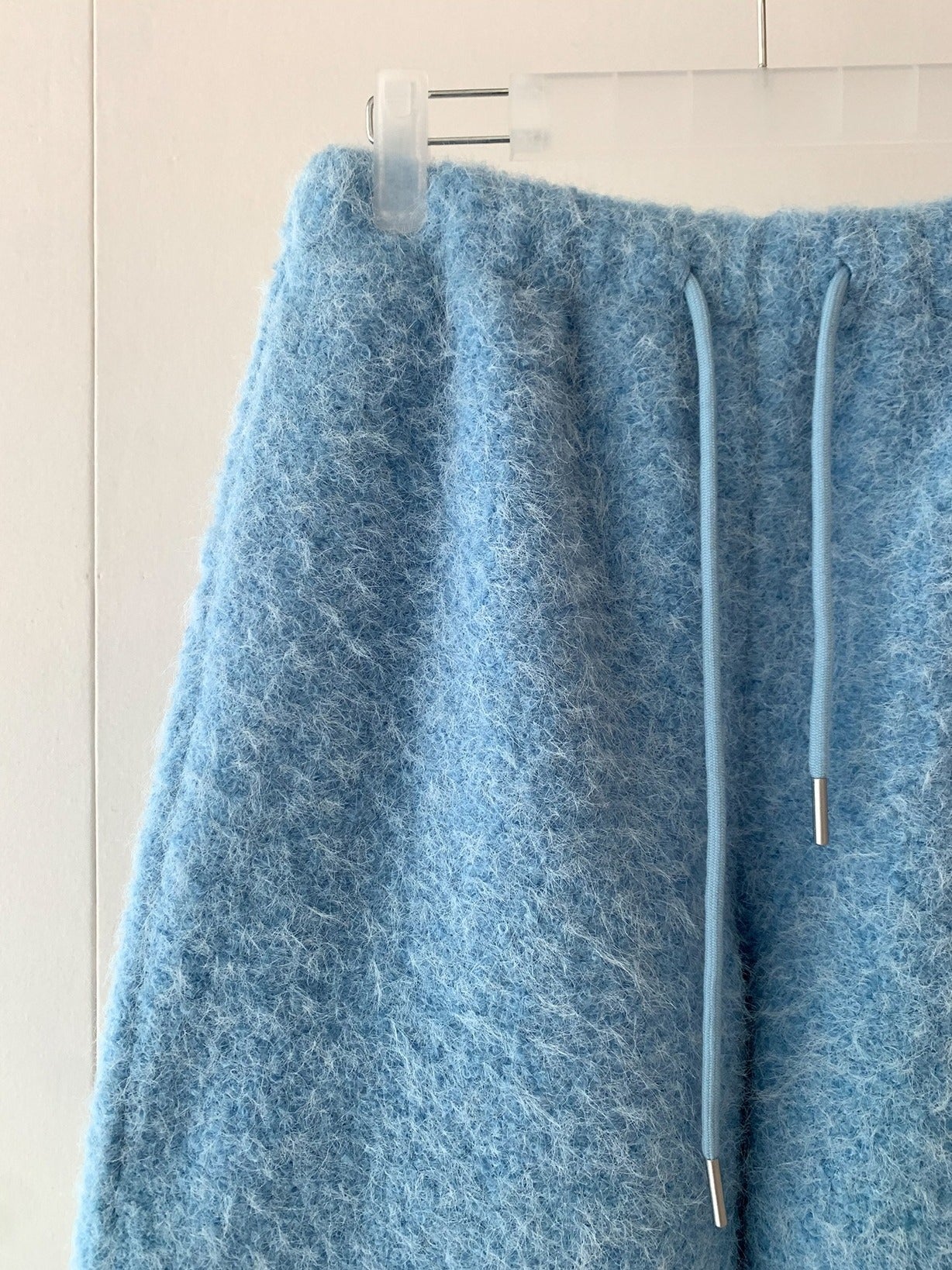 PRESSED WOOL PANTS 2520