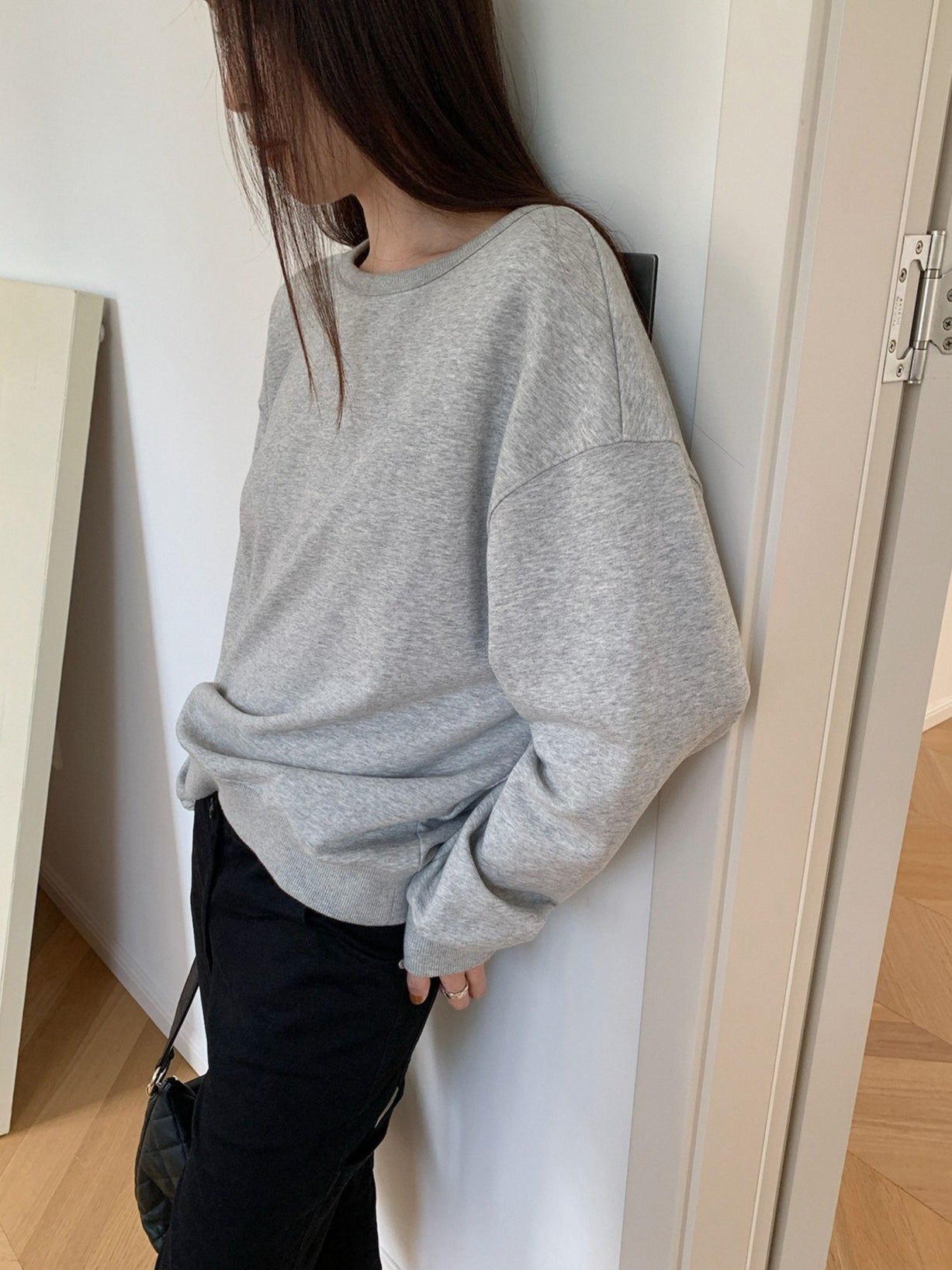 OPEN-BACK SWEATSHIRT 2446
