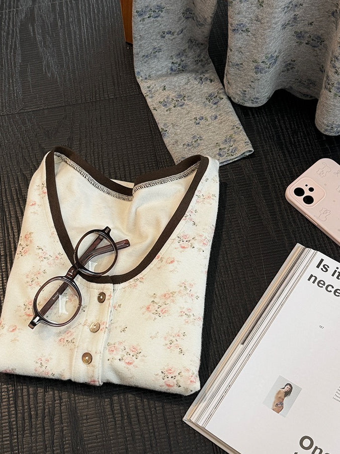 FLORAL HENLEY TOP 2474